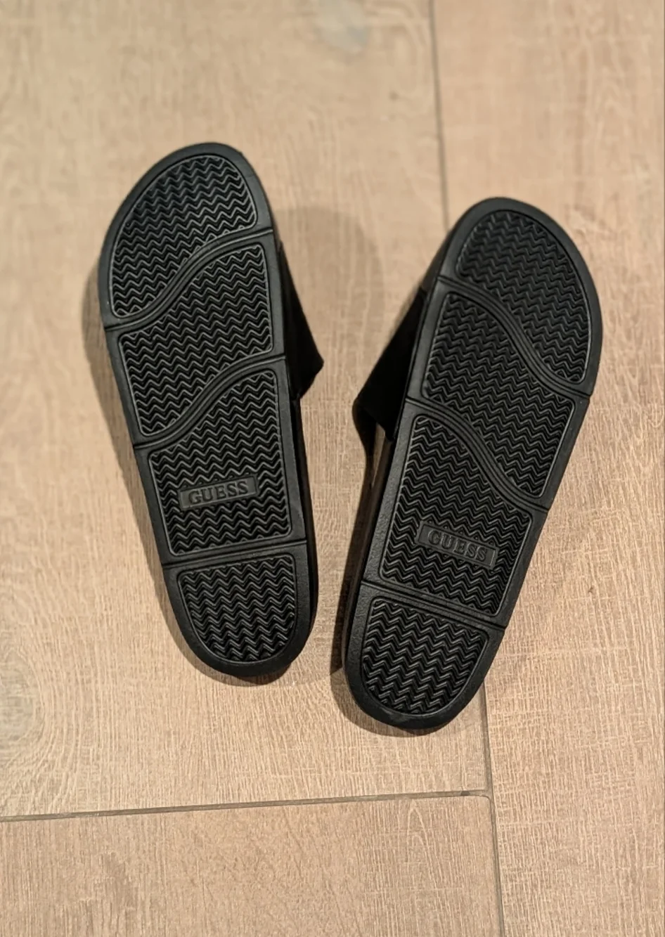 GUESS Estol Black Men's Slide Sandals with Embossed Logo Size 12
